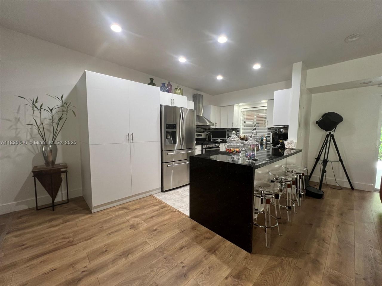 323 NW 105th St, Miami, FL 33150 Photo