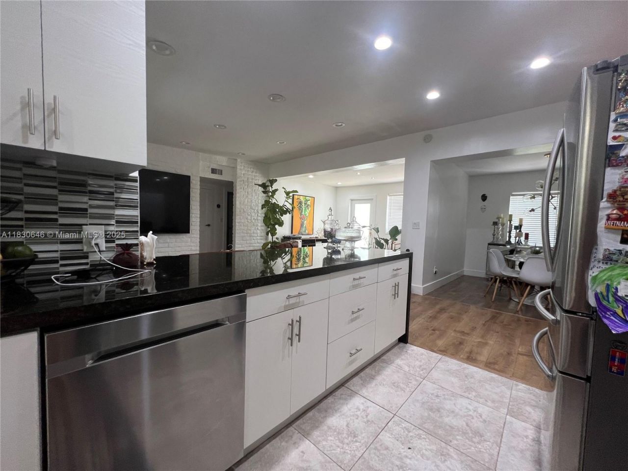 323 NW 105th St, Miami, FL 33150 Photo