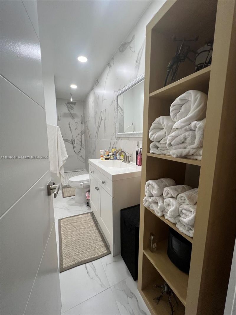 323 NW 105th St, Miami, FL 33150 Photo