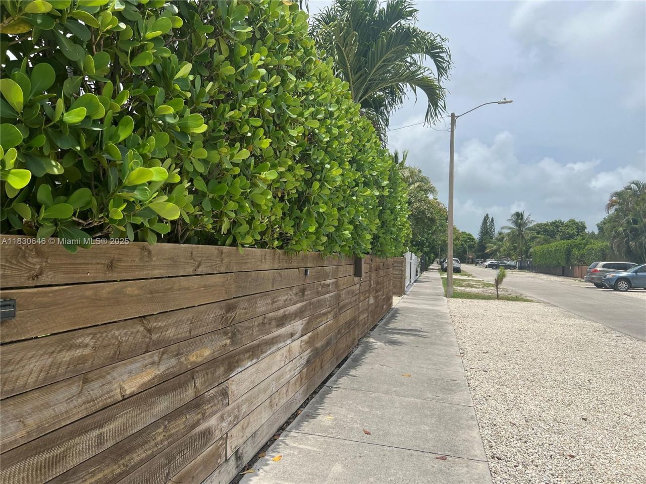 323 NW 105th St, Miami, FL 33150 Photo