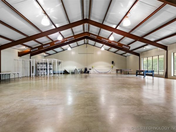 29250 E 1930 Road, Ringling, OK 73456