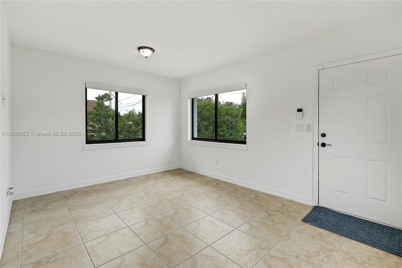 36 NW 52nd St, Miami, FL 33127 Photo