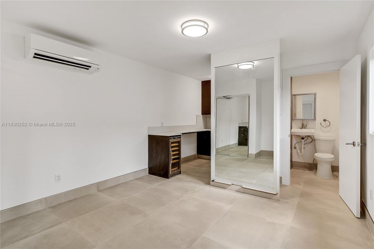 36 NW 52nd St, Miami, FL 33127 Photo