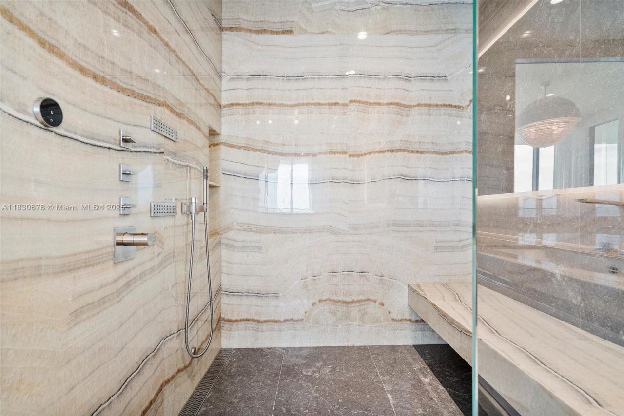 17901 Collins Avenue, Unit 902, Sunny Isles Beach, FL 33160 Photo