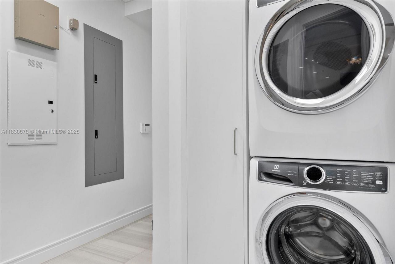 17901 Collins Avenue, Unit 902, Sunny Isles Beach, FL 33160 Photo