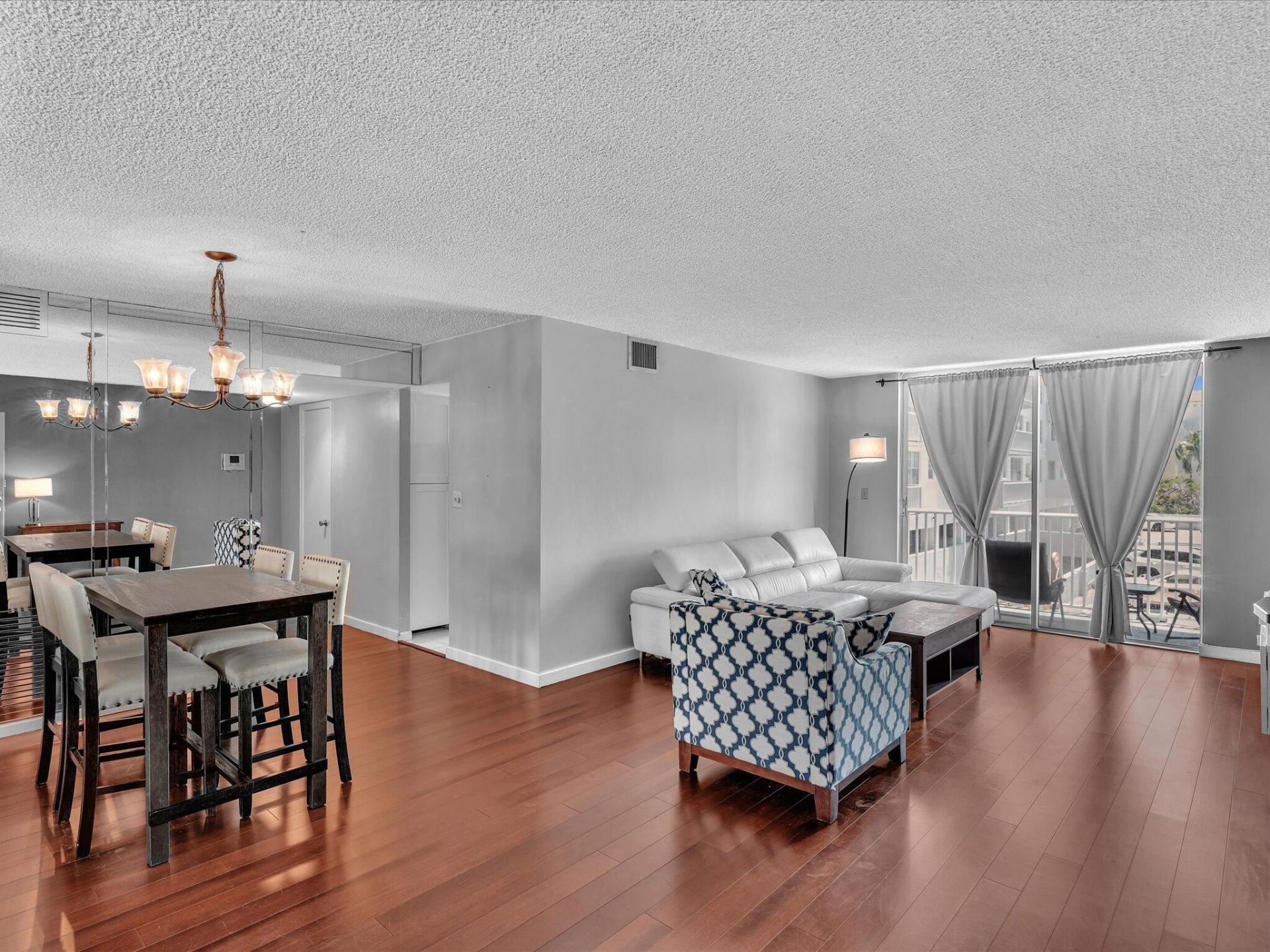 137 Golden Isles Drive, Unit 312, Hallandale Beach, FL 33009 Photo