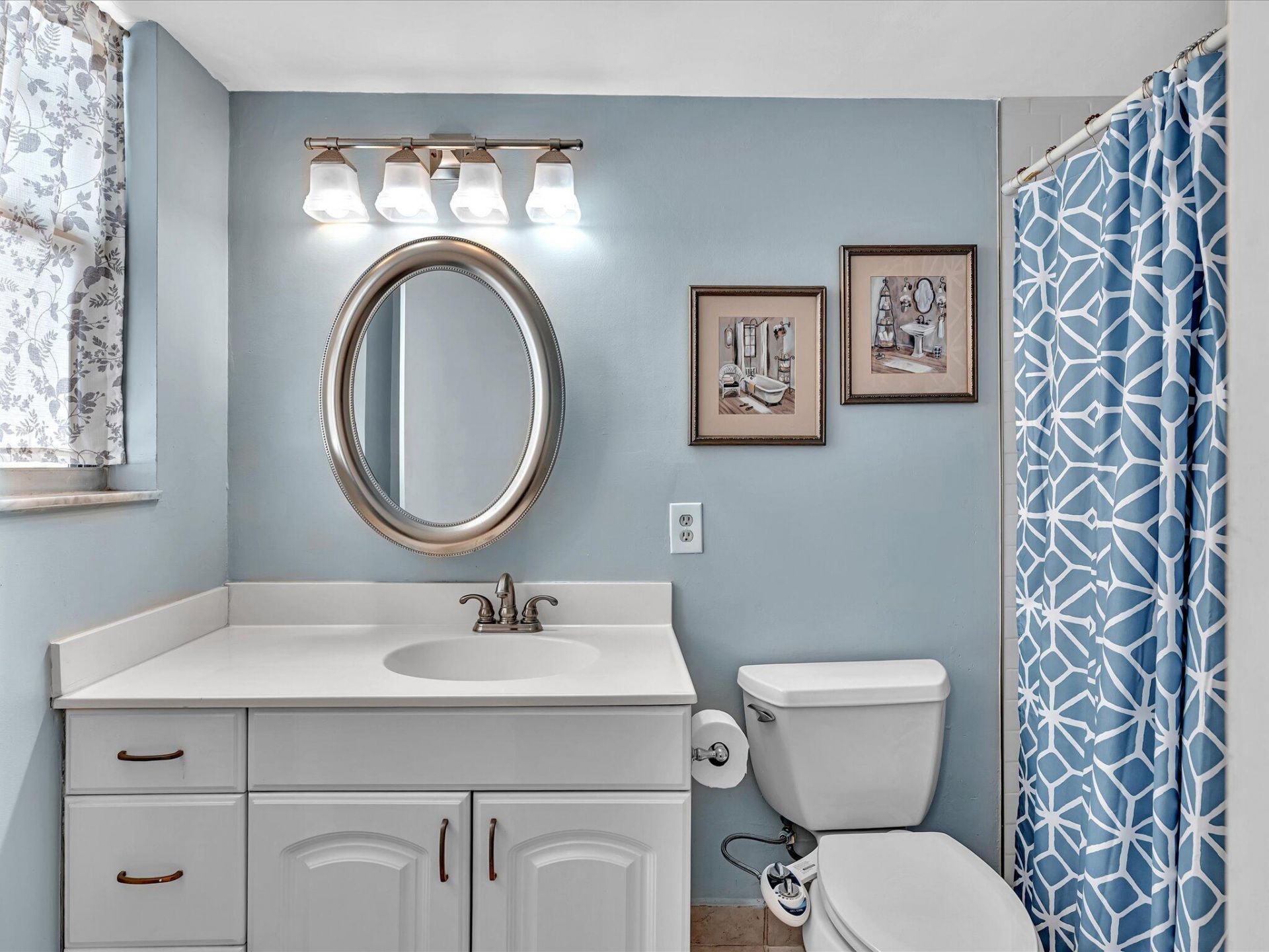 137 Golden Isles Drive, Unit 312, Hallandale Beach, FL 33009 Photo