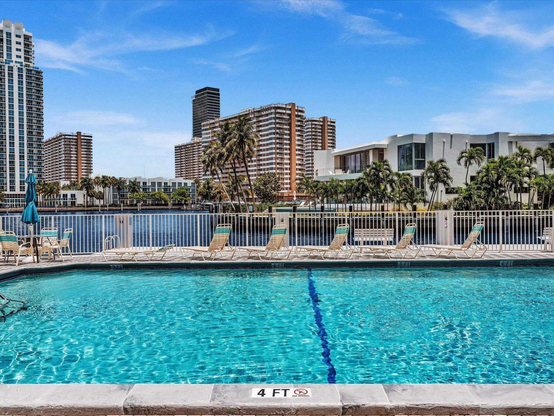 137 Golden Isles Drive, Unit 312, Hallandale Beach, FL 33009 Photo