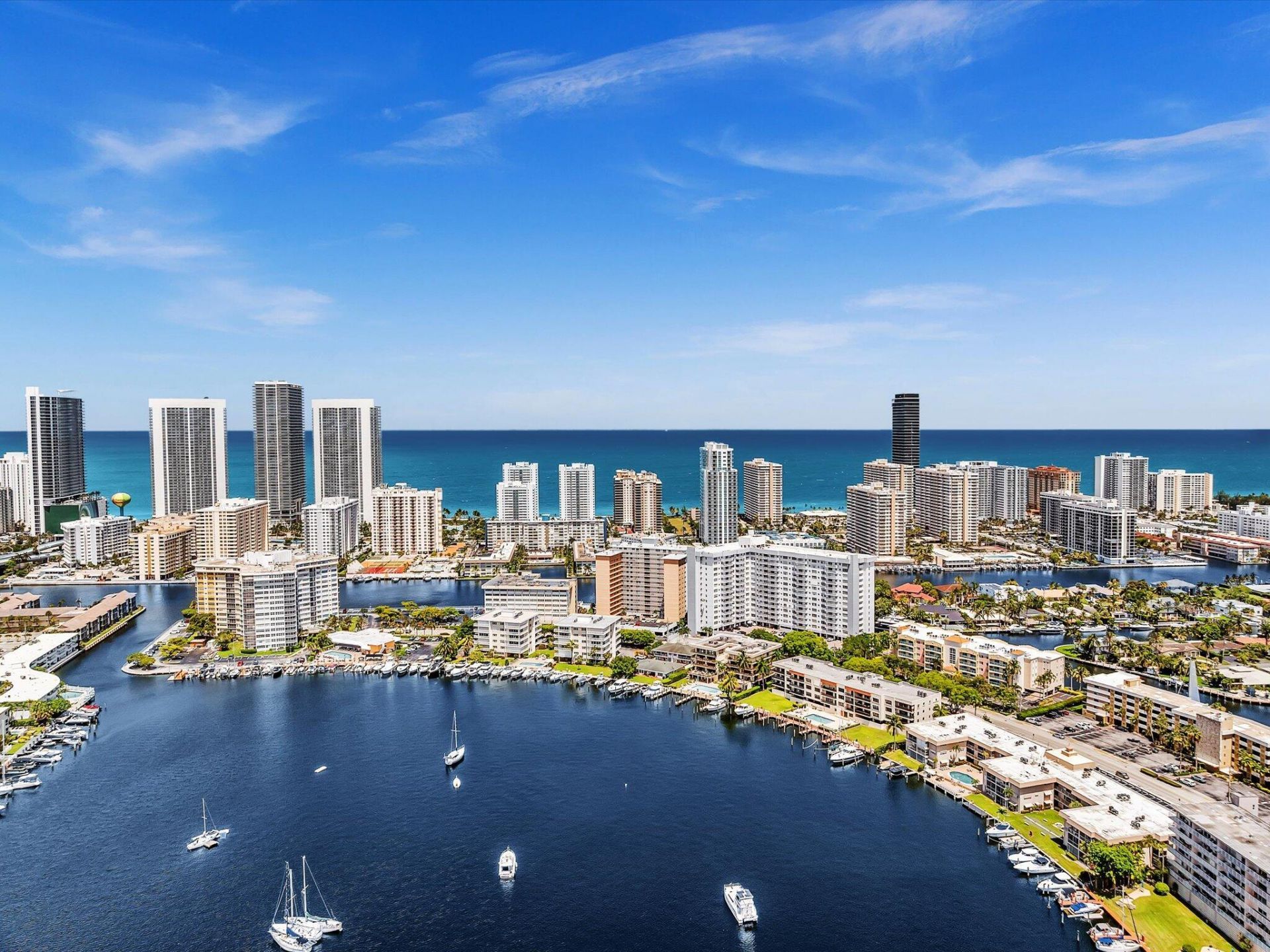 137 Golden Isles Drive, Unit 312, Hallandale Beach, FL 33009 Photo