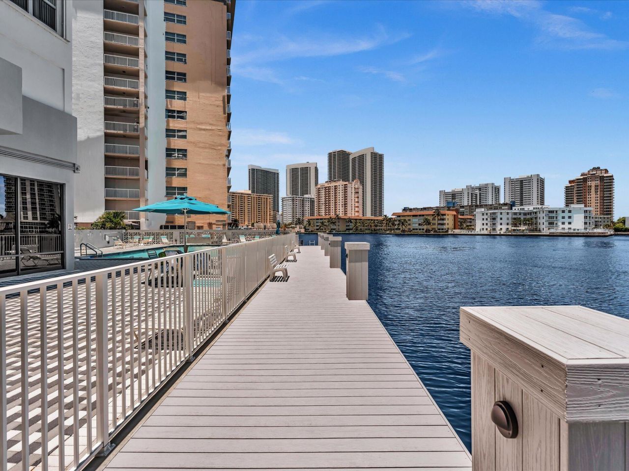 137 Golden Isles Drive, Unit 312, Hallandale Beach, FL 33009 Photo