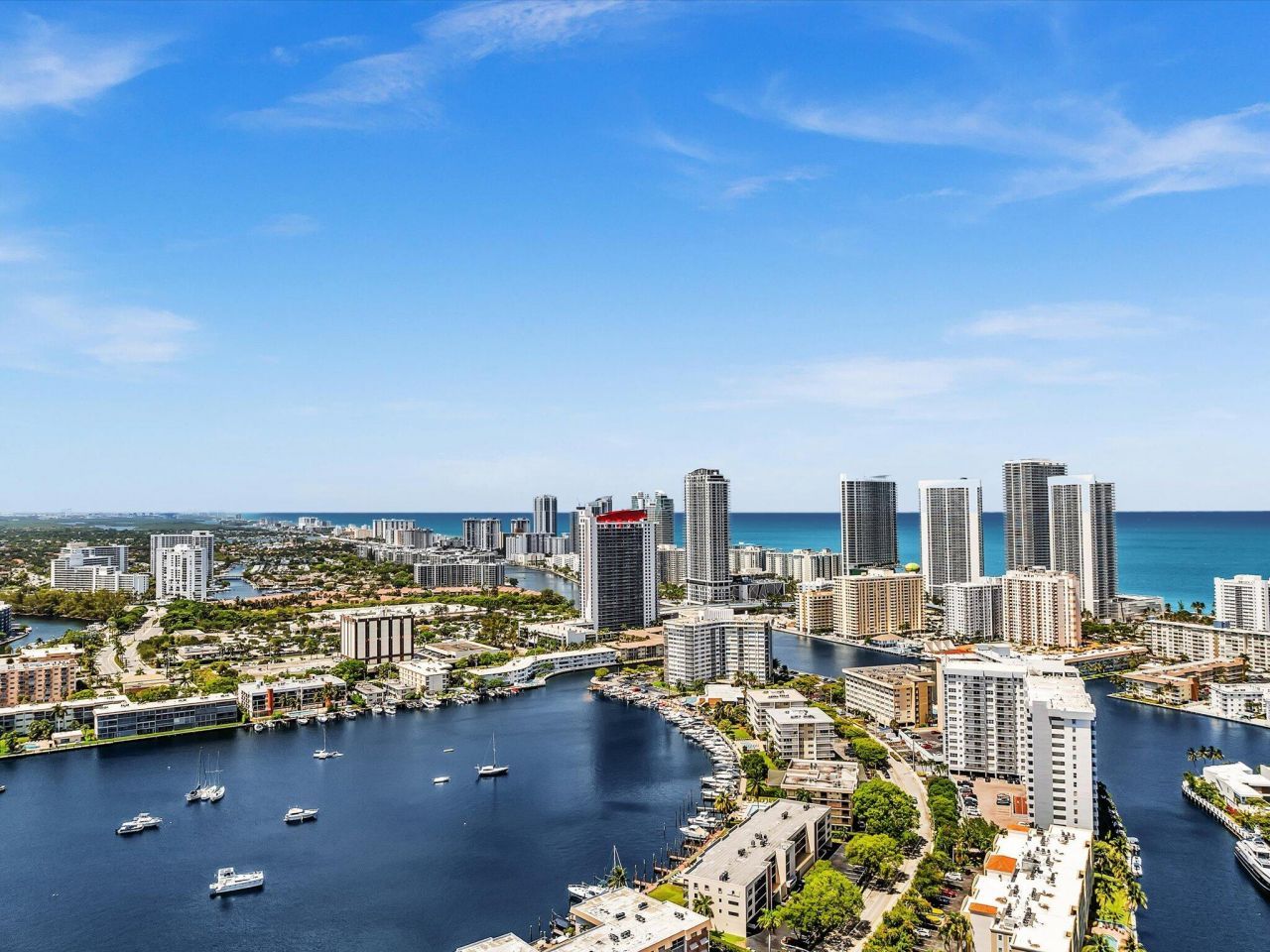 137 Golden Isles Drive, Unit 312, Hallandale Beach, FL 33009 Photo