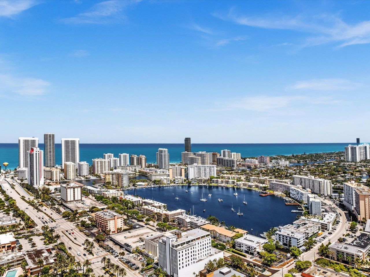 137 Golden Isles Drive, Unit 312, Hallandale Beach, FL 33009 Photo