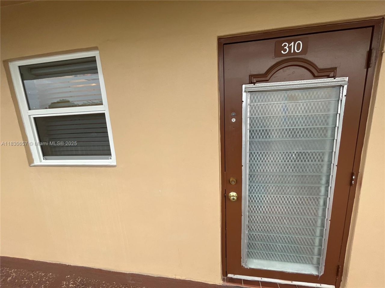 8951 Sunrise Lakes Blvd, Unit 310, Sunrise, FL 33322 Photo