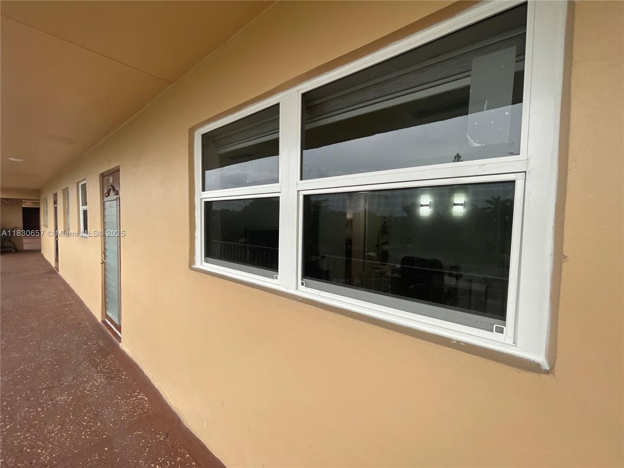 8951 Sunrise Lakes Blvd, Unit 310, Sunrise, FL 33322 Photo