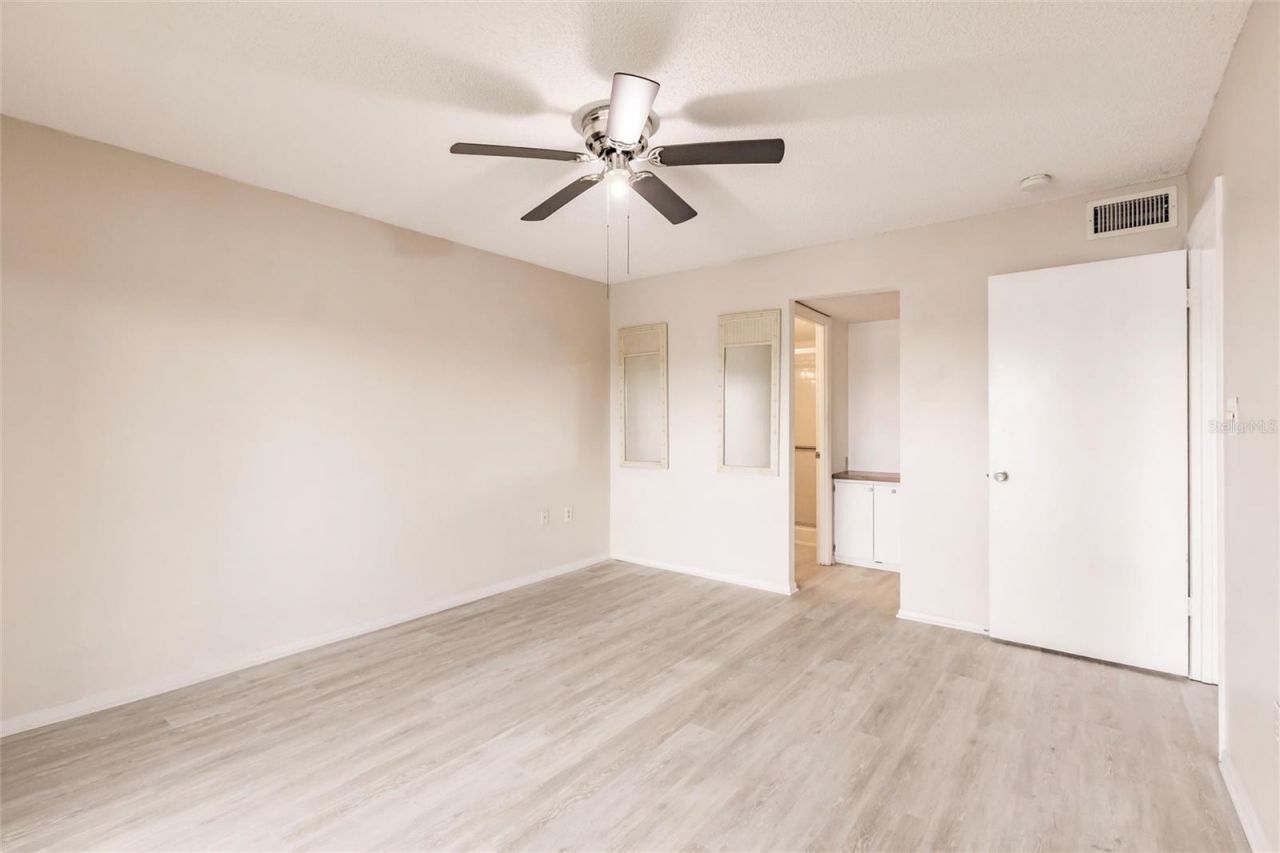 3635 Lake Bayshore Drive, Unit J-410, Bradenton, FL 34205 Photo