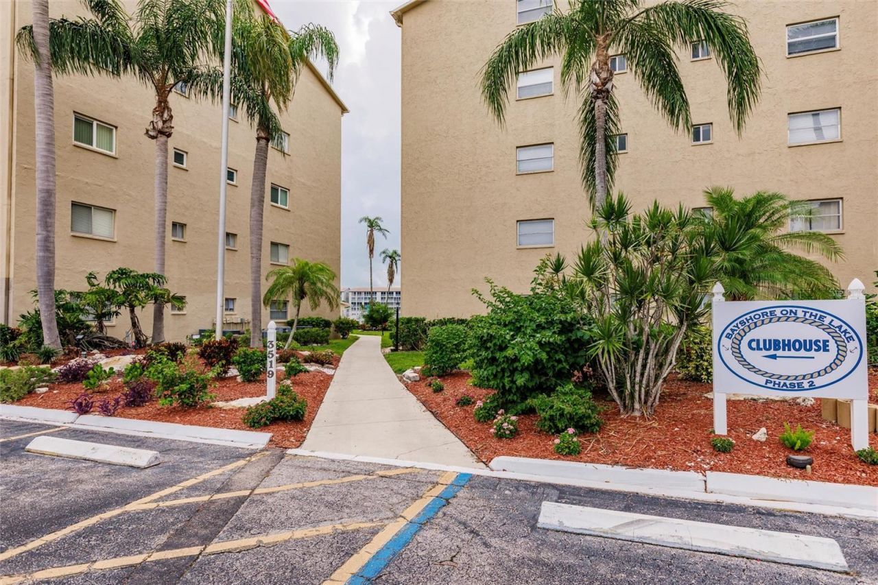 3635 Lake Bayshore Drive, Unit J-410, Bradenton, FL 34205 Photo