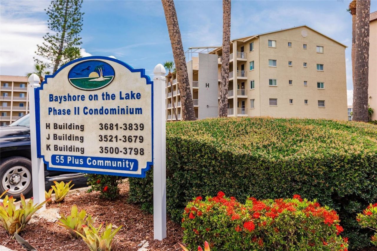 3635 Lake Bayshore Drive, Unit J-410, Bradenton, FL 34205 Photo