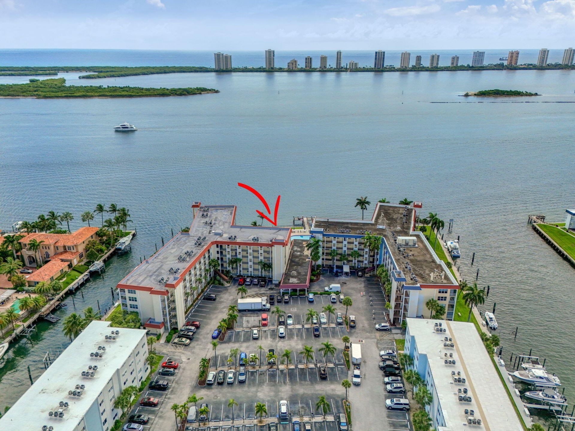 105 Paradise Harbour Boulevard, Unit 501, North Palm Beach, FL 33408 Photo