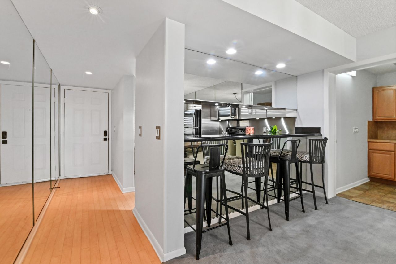 3507 Village Boulevard, Unit 406, West Palm Beach, FL 33409 Photo