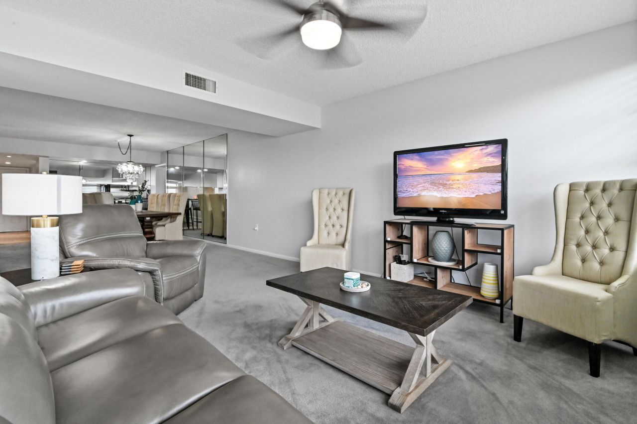 3507 Village Boulevard, Unit 406, West Palm Beach, FL 33409 Photo