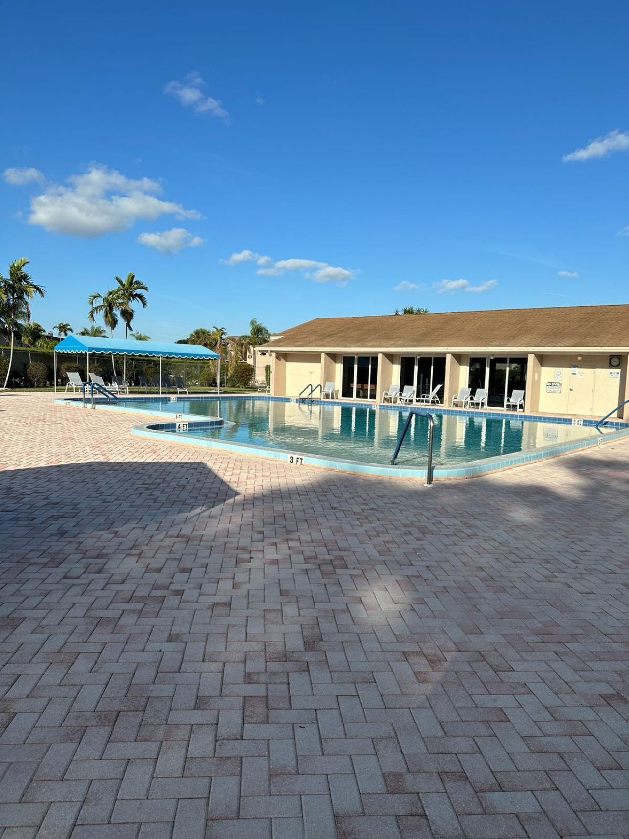 225 Bonnie Boulevard, Unit 116, Palm Springs, FL 33461 Photo