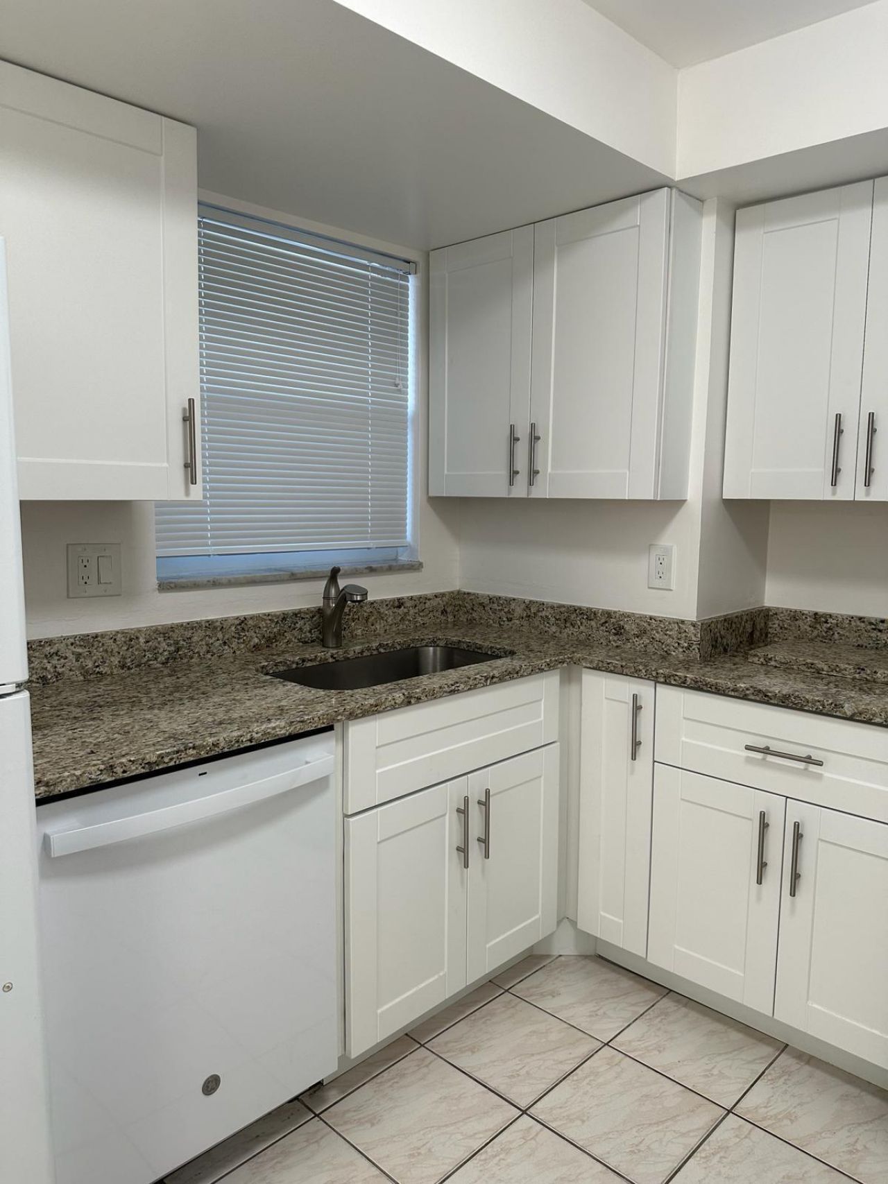 225 Bonnie Boulevard, Unit 116, Palm Springs, FL 33461 Photo