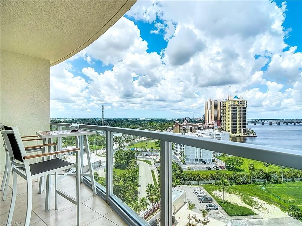 3000 Oasis Grand Blvd, Unit 1203, Fort Myers, FL 33916 Photo
