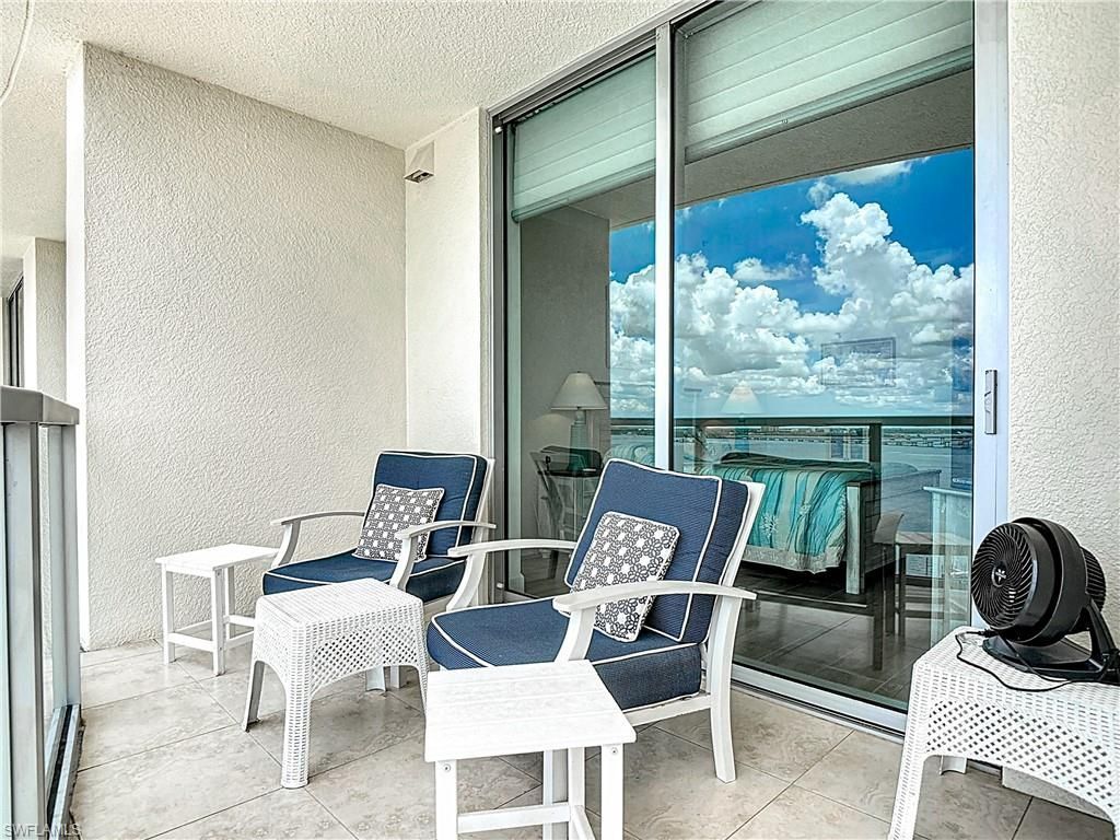 3000 Oasis Grand Blvd, Unit 1203, Fort Myers, FL 33916 Photo