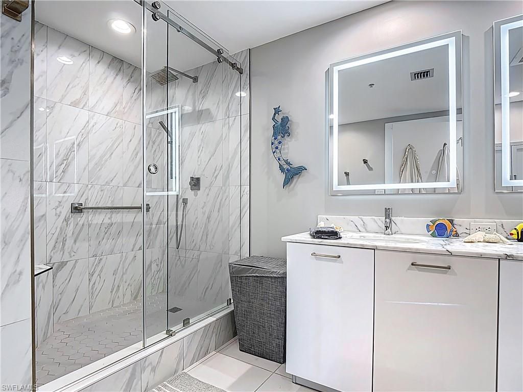 3000 Oasis Grand Blvd, Unit 1203, Fort Myers, FL 33916 Photo