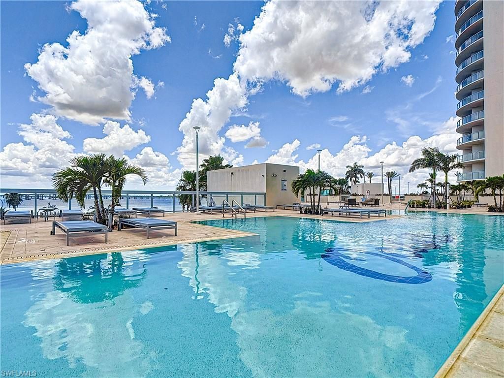 3000 Oasis Grand Blvd, Unit 1203, Fort Myers, FL 33916 Photo
