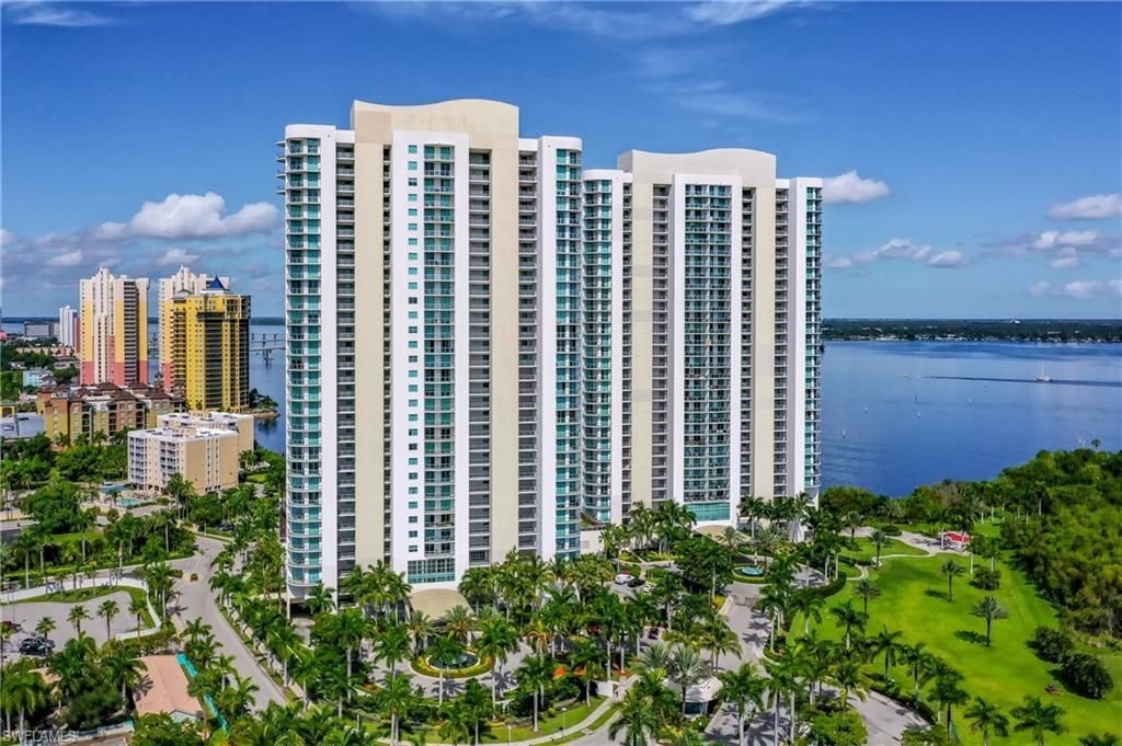 3000 Oasis Grand Blvd, Unit 1203, Fort Myers, FL 33916 Photo