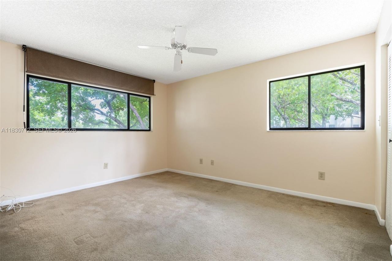 10869 W Clairmont Cir, Unit 209, Tamarac, FL 33321 Photo
