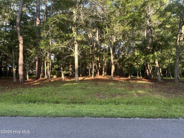 1784 Oak Street SW, Ocean Isle Beach, NC 28469