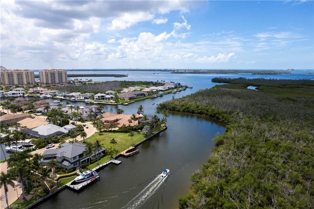 2138 El Dorado Pkwy W, Cape Coral, FL 33914 Photo