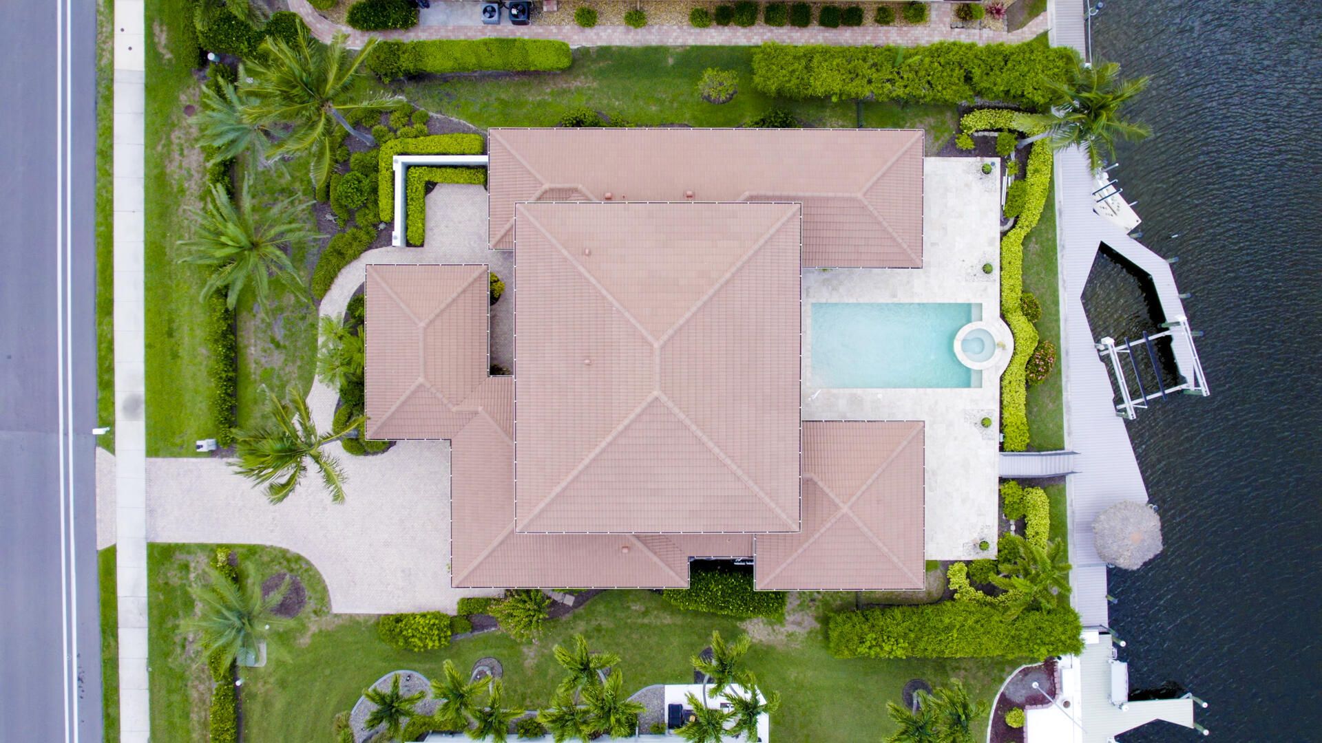 2138 El Dorado Pkwy W, Cape Coral, FL 33914 Photo