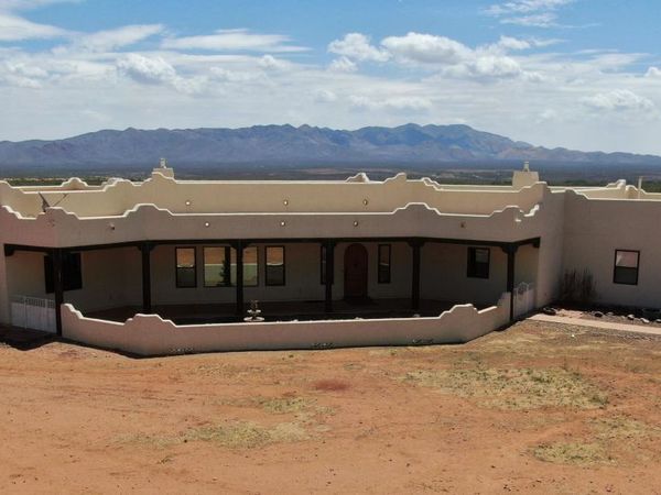 10159 E ROCKING W RANCH Road, Hereford, AZ 85615