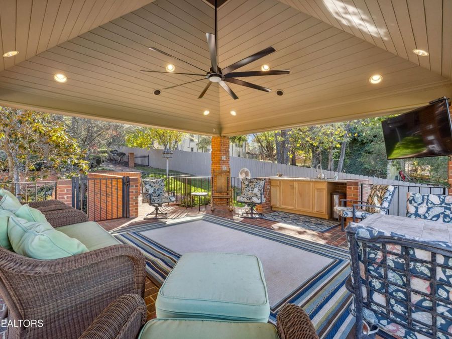 Property Image 60