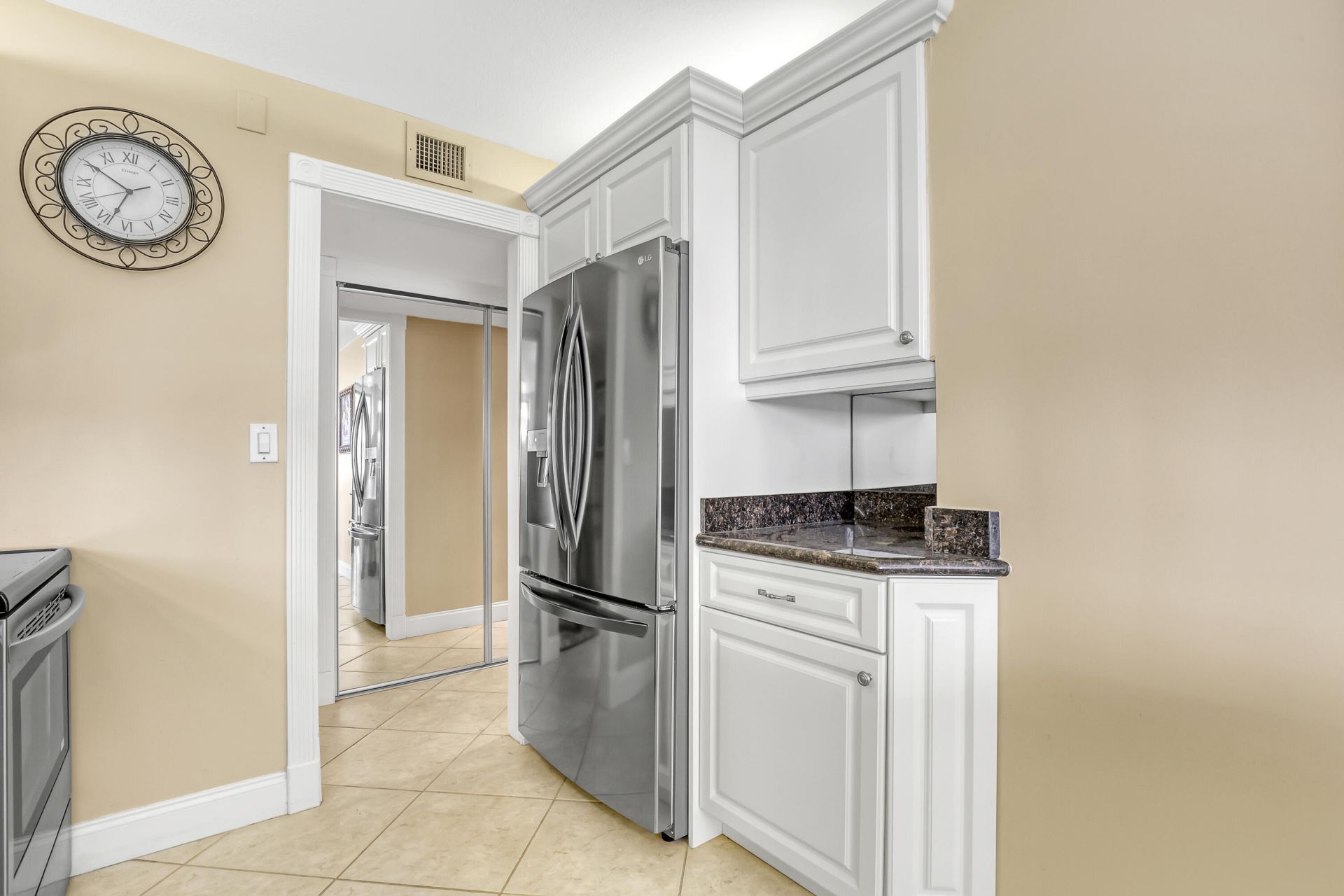 4200 N Ocean Drive, Unit 2-403, Singer Island, FL 33404 Photo