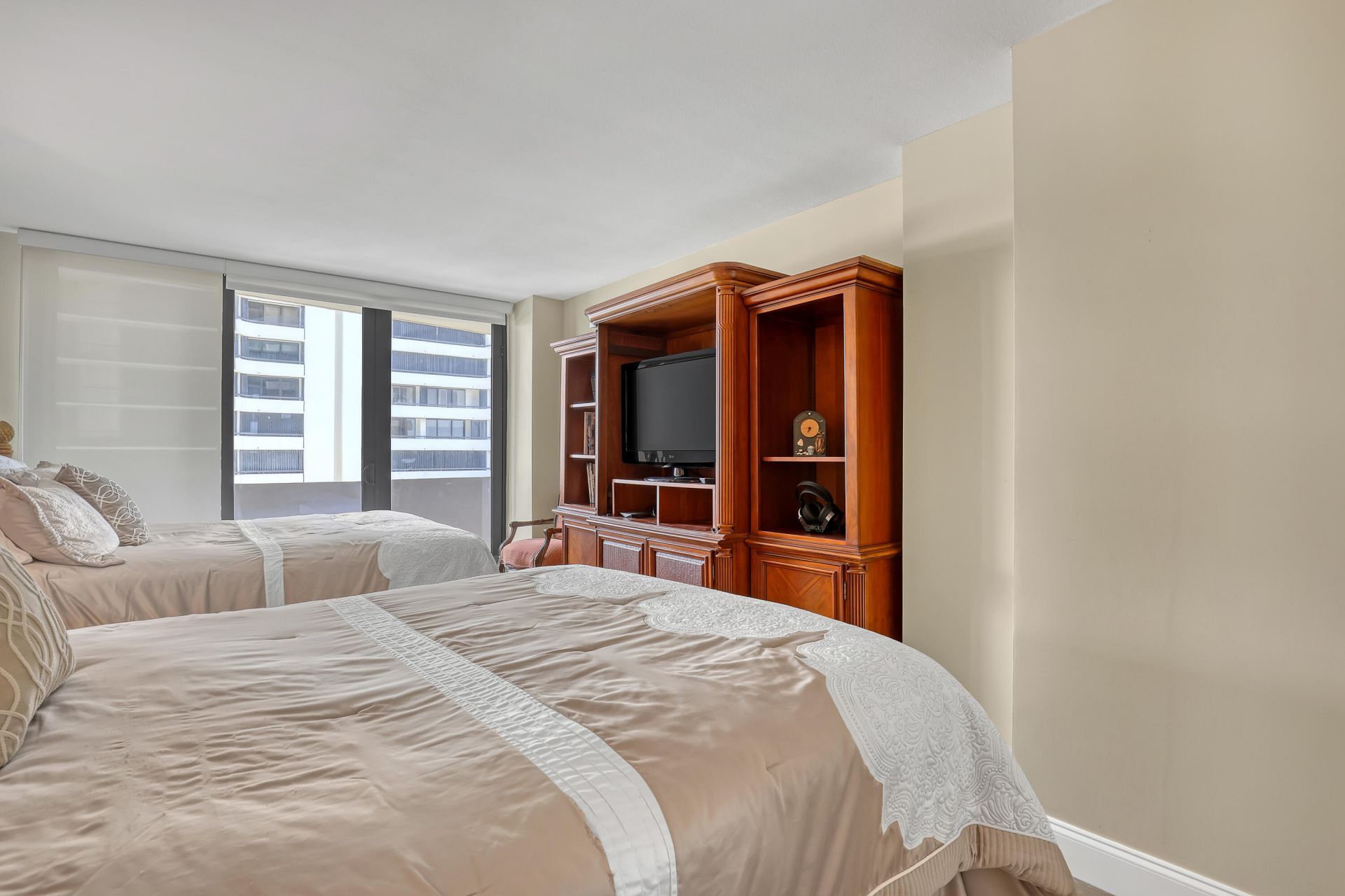 4200 N Ocean Drive, Unit 2-403, Singer Island, FL 33404 Photo