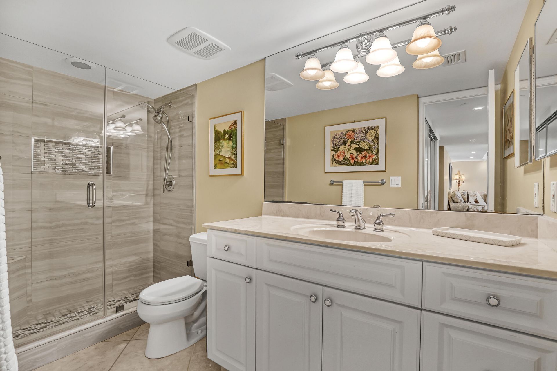 4200 N Ocean Drive, Unit 2-403, Singer Island, FL 33404 Photo