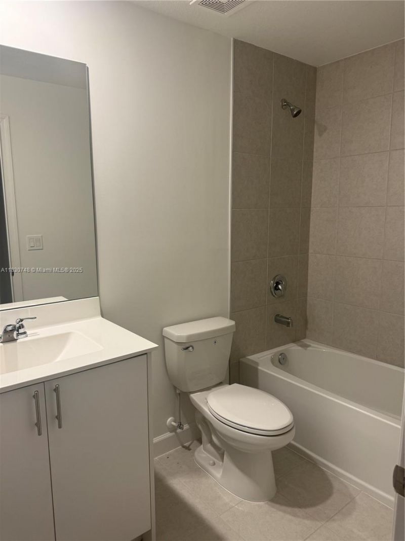 5145 SW 37th St, Pembroke Park, FL 33023 Photo