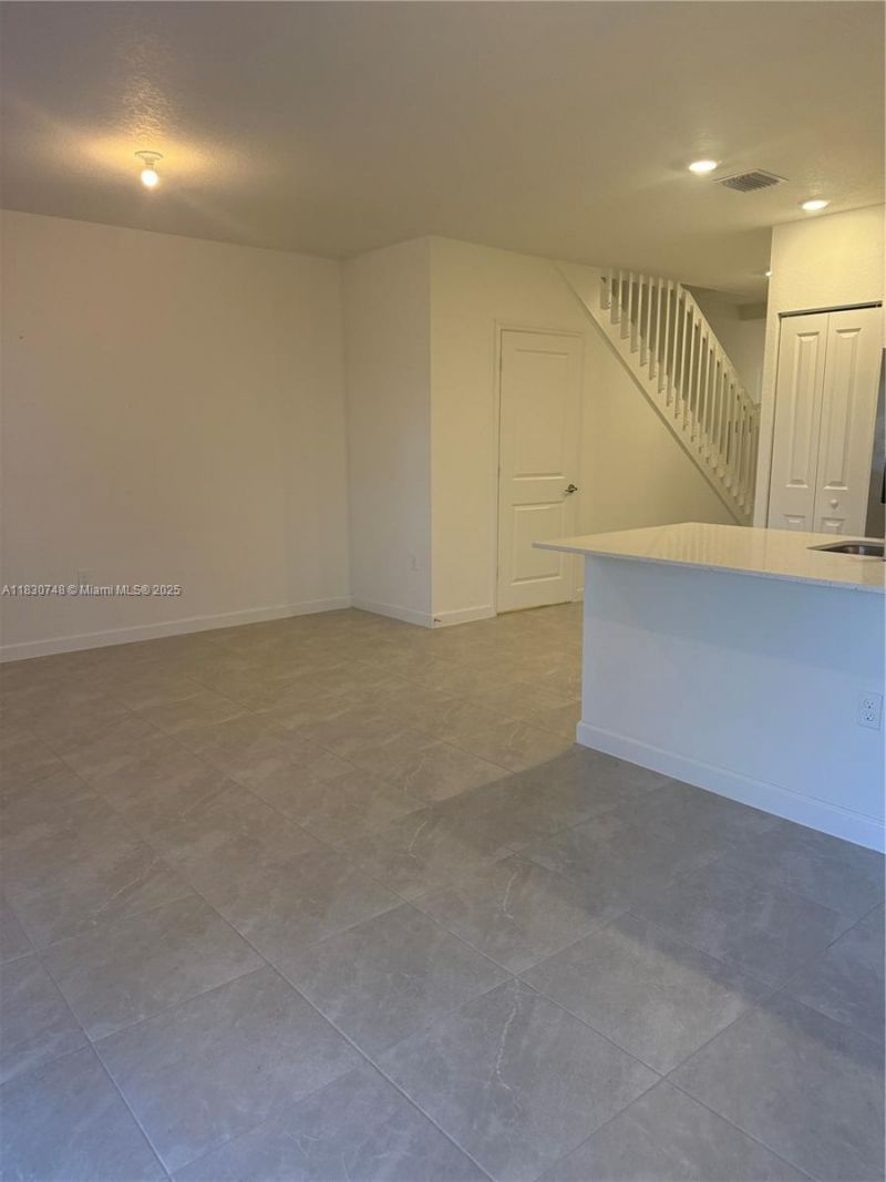 5145 SW 37th St, Pembroke Park, FL 33023 Photo