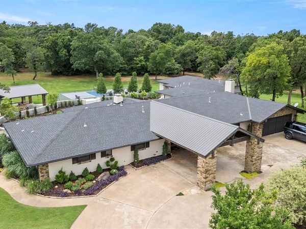 2800 E 15th Street, Edmond, OK 73013