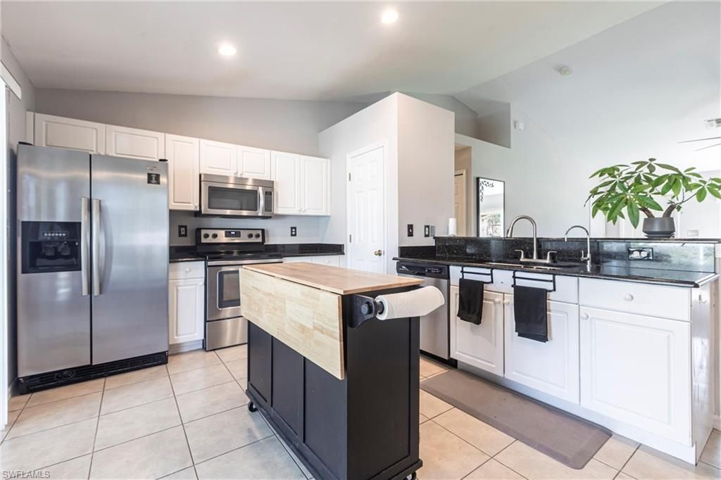 3034 SW 14th Ave, Cape Coral, FL 33914 Photo