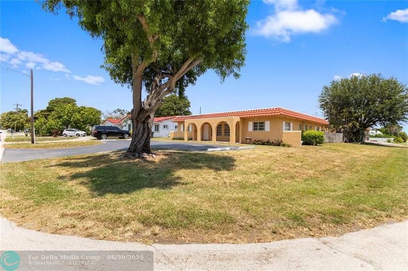 697 Ipswich St, Boca Raton, FL 33487 Photo