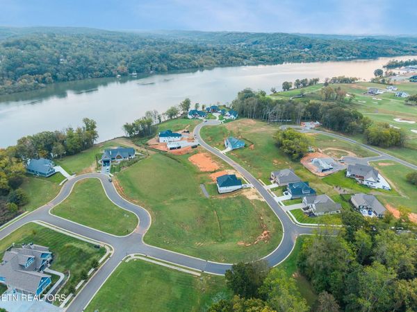 249 Sedge Lane, Loudon, TN 37774