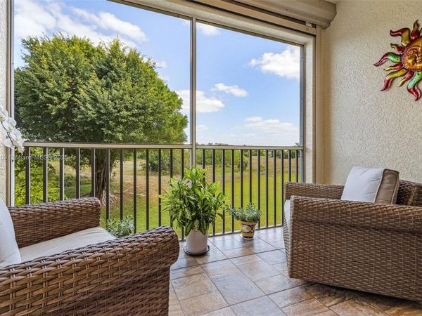 Unit 202, Cape Coral, FL 33904