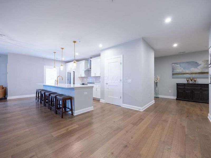 5211 Highpointe Lakes Drive, Unit 7105, Westerville, OH 43081 Photo 11