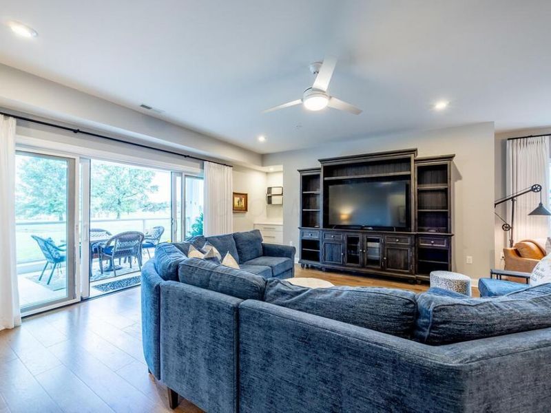 5211 Highpointe Lakes Drive, Unit 7105, Westerville, OH 43081 Photo 20