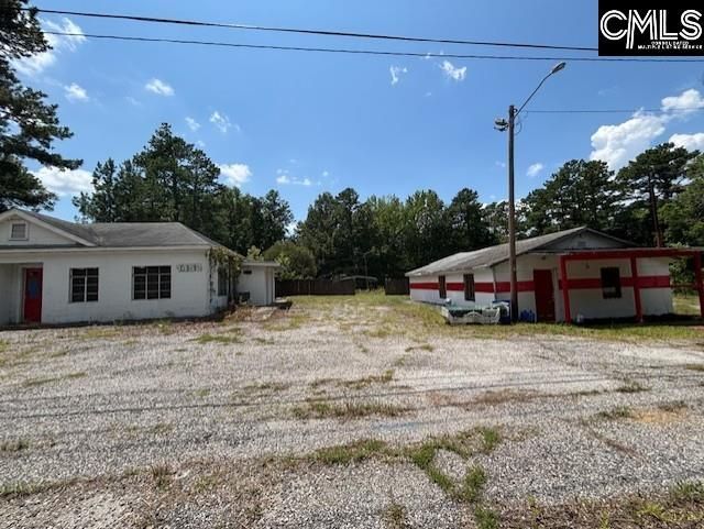 1452 Us Hwy 21 Photo 4